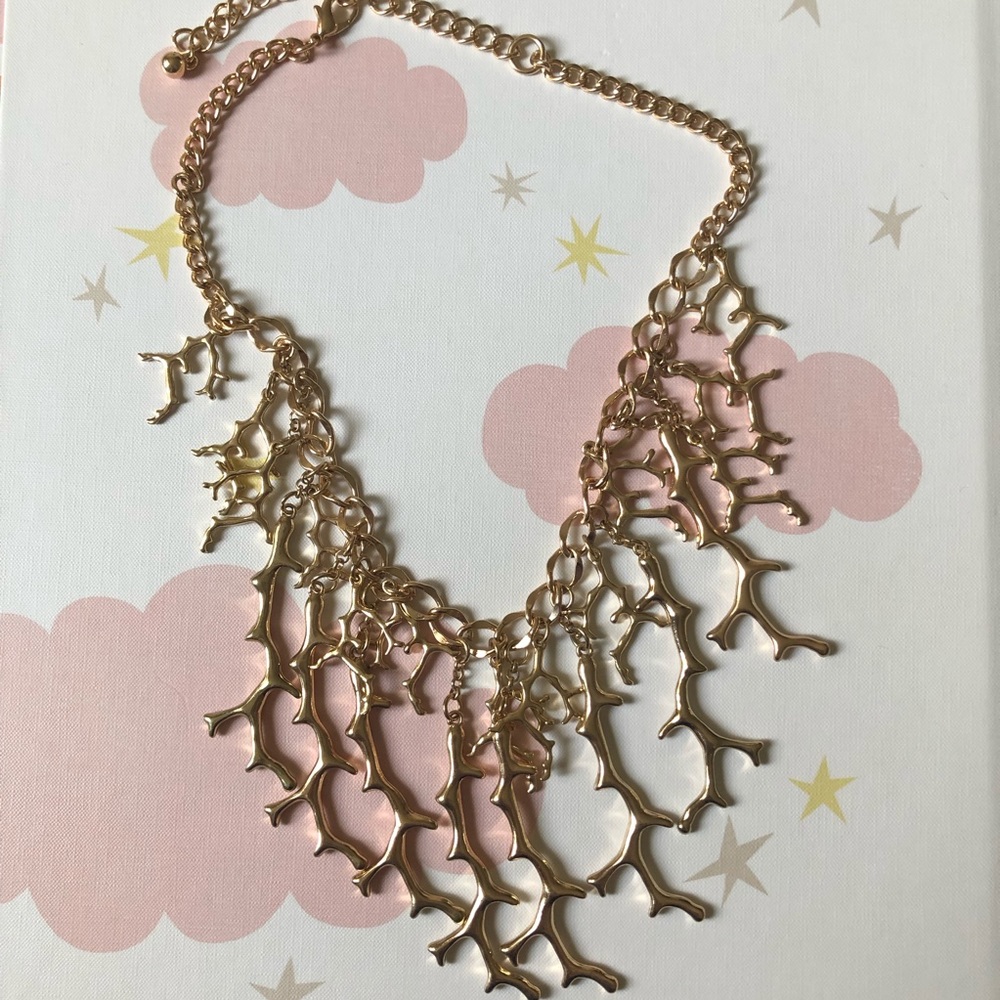 🎁 FWP Coral Reef Gold-tone Statement Necklace